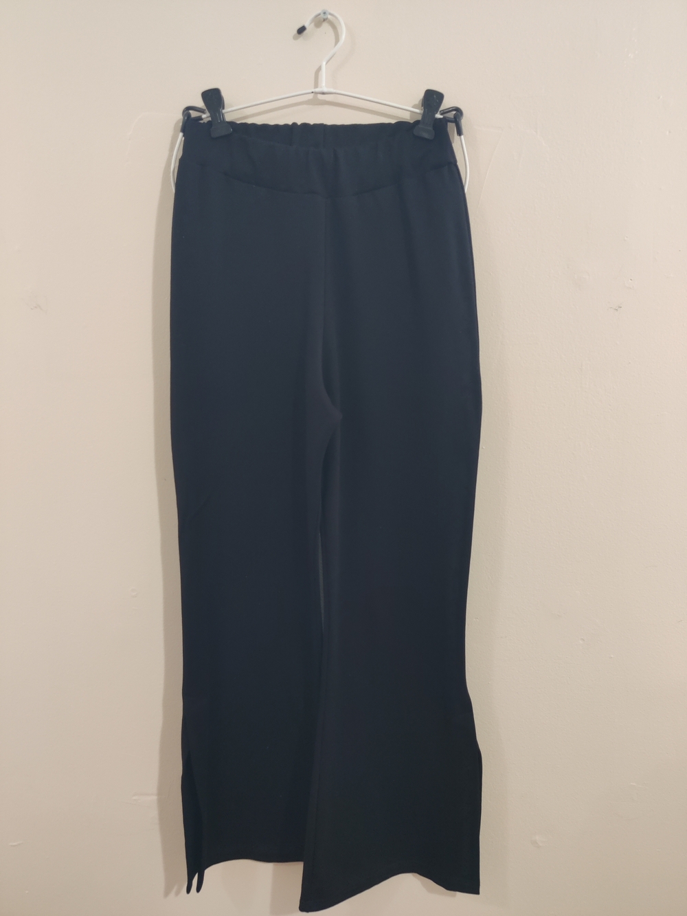 Black Women's Wide-Leg Pull-On Pants